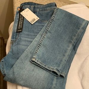 Super Stretch High waist H&M jeans .Size 6 Non smoke and pet free environment.